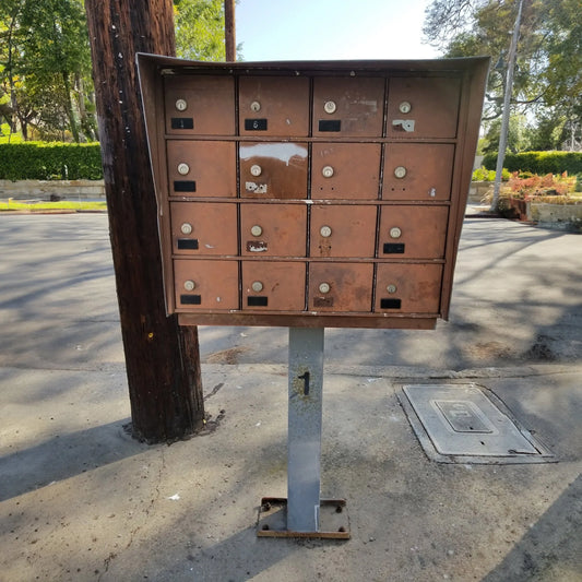 What to Do if Your Mailbox is Broken